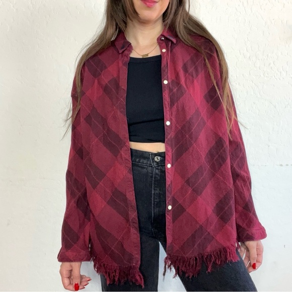 Scotch and Soda Club Mirage Button Down Shirt in Maroon Raw Hem - Picture 2 of 8